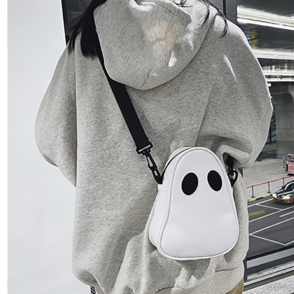 👻NEW Ghost Crossbody Bag White & Black Cute Novelty Horror Goth Spooky